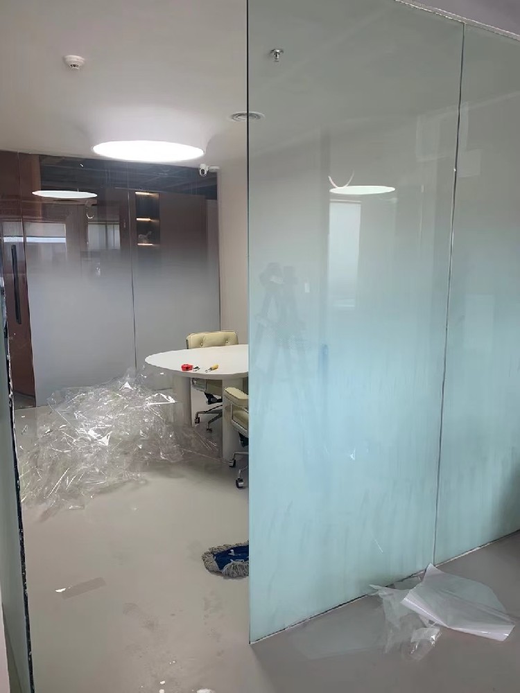 【北京厂家直销】学院路附近玻璃渐变膜批发，10年品质保障，免费上门安装